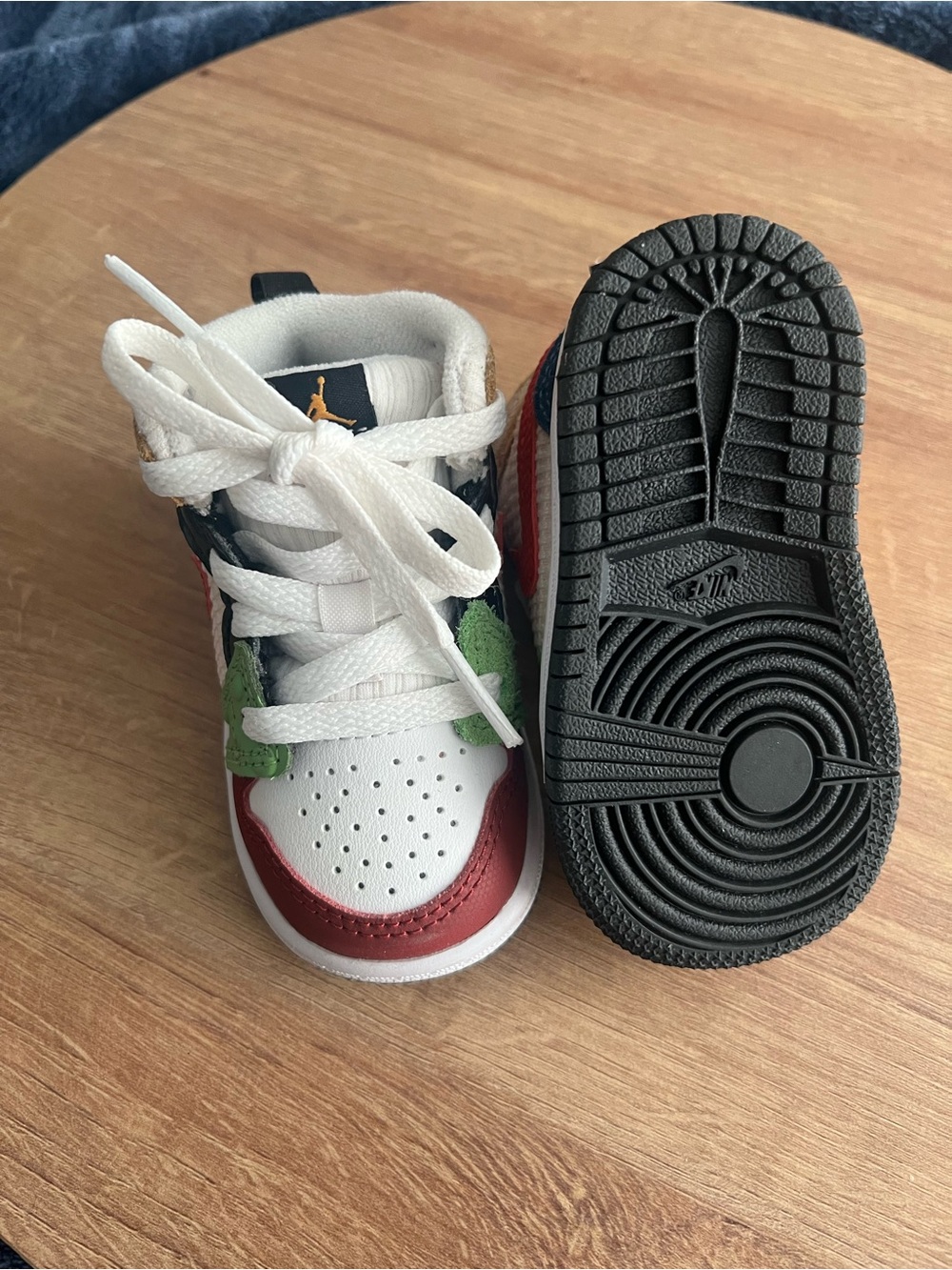 Nike Kids Multicolor High-Top Sneakers - White, Red, Green, Black